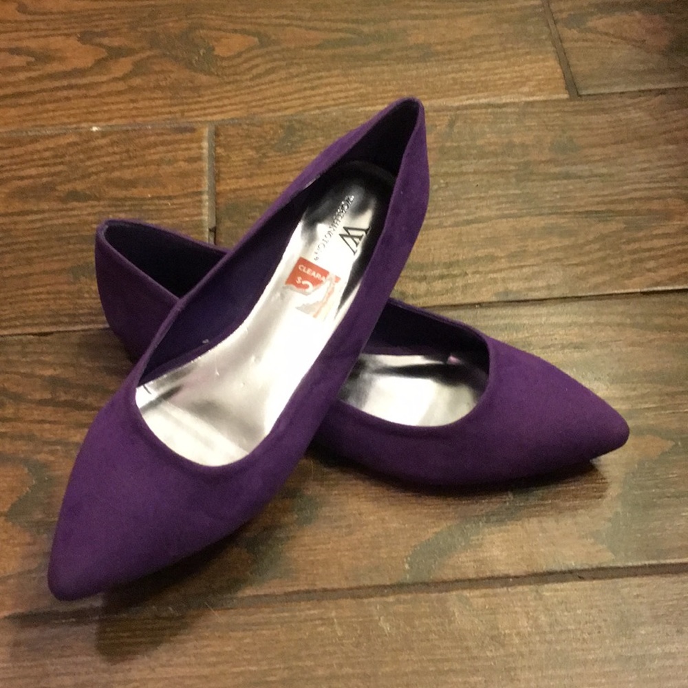 Purple flat suede pointy